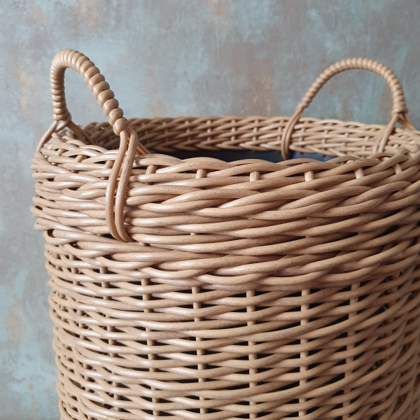 Высокое кашпо для цветов из ротанга 12 л напольное, форма Цилиндр с ручками, цвет папирус