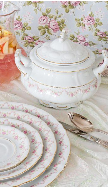 Столовый сервиз на 6 персон 24 предмета, Мелкие цветы Соната 07162012-0158, Leander Столовый сервиз на 6 персон 24 предмета, Мелкие цветы Соната 07162012-0158, Leander