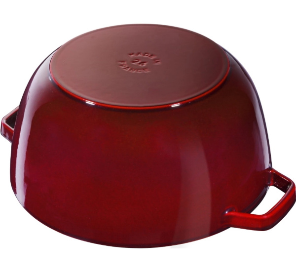 Кокот 26 см, 4,9 л, Олень, гранатовый, Staub La Cocotte (11272687) Кокот 26 см, 4,9 л, Олень, гранатовый, Staub La Cocotte (11272687)