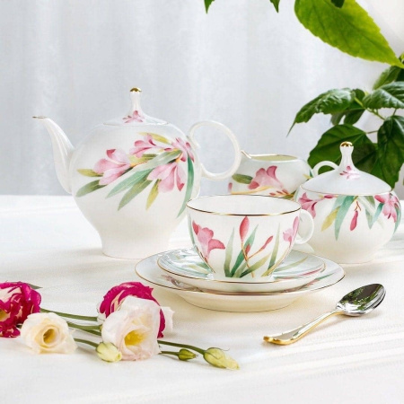 Сервиз чайный Акварель 20 предметов (Яблочко) Императорский фарфоровый завод (ЛФЗ) 81.27032.00.1