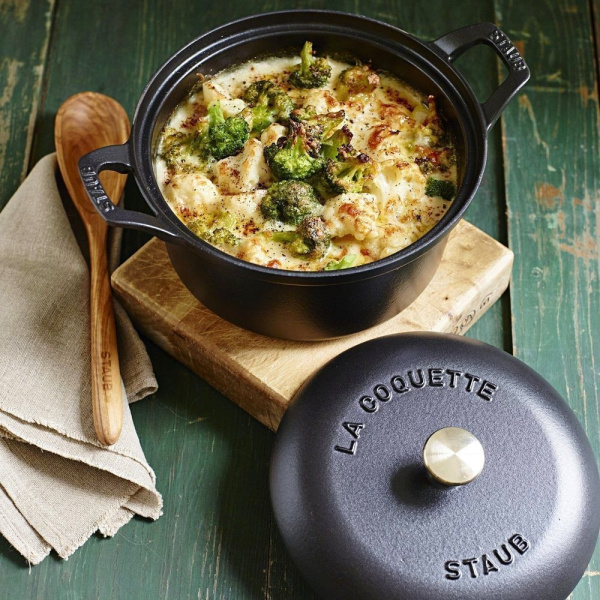 Кокот Винтаж круглый, 20 см 2,45 л, Staub, черный (11742023) Кокот Винтаж круглый, 20 см 2,45 л, Staub, черный (11742023)