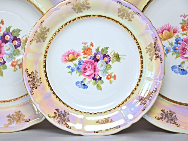 Этажерка (горка) 3-х уровневая, Цветы, перламутр, Соната 07196032-0656, Leander Этажерка (горка) 3-х уровневая, Цветы, перламутр, Соната 07196032-0656, Leander