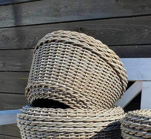 Кашпо для цветов из ротанга 12 л, форма Стаканчик с декором, цвет Венеция