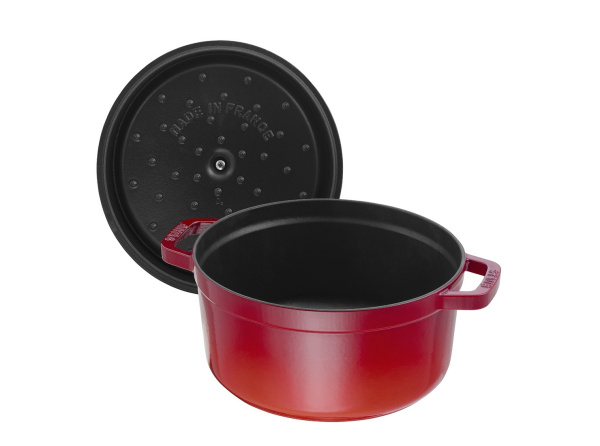 Кокот круглый 28 см 6,7 л, вишневый, Staub La Cocotte (1102806) Кокот круглый 28 см 6,7 л, вишневый, Staub La Cocotte (1102806)