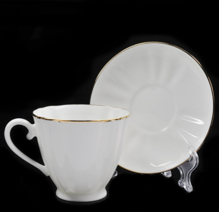 Чашка с блюдцем чайная 200 мл, Золотой кантик (Гвоздика), Императорский фарфоровый завод (ЛФЗ) 81.13929.00.1