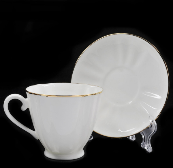 Чашка с блюдцем чайная 200 мл, Золотой кантик (Гвоздика), Императорский фарфоровый завод (ЛФЗ) 81.13929.00.1
