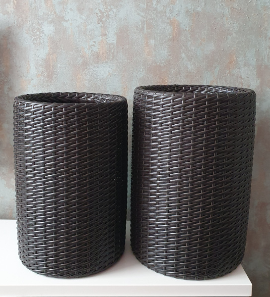 Высокое кашпо для цветов из ротанга 12 л напольное, форма Цилиндр, цвет венге, тиснение кожа