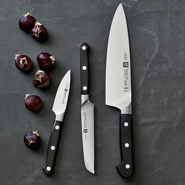 Набор ножей 7 предметов ZWILLING Pro с заточкой, Zwilling J.A. Henckels (38448-007) Набор ножей 7 предметов ZWILLING Pro с заточкой, Zwilling J.A. Henckels (38448-007)