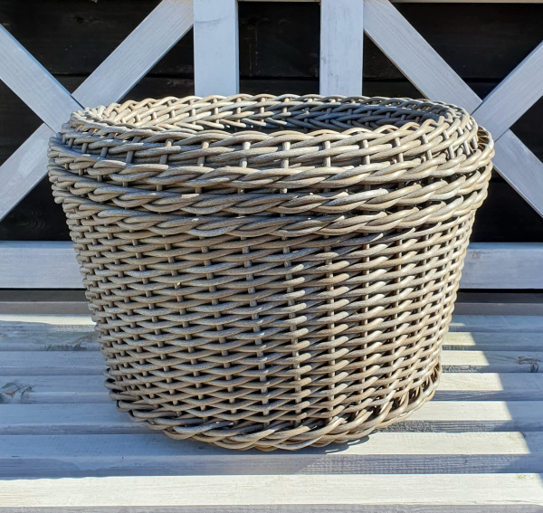 Кашпо для цветов 16 л, ротанг, форма Стаканчик с декором, цвет Венеция