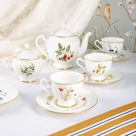 Сервиз чайный Цветы и ягоды 14 предметов (Айседора), Императорский фарфоровый завод (ИФЗ) 81.27538.00.1