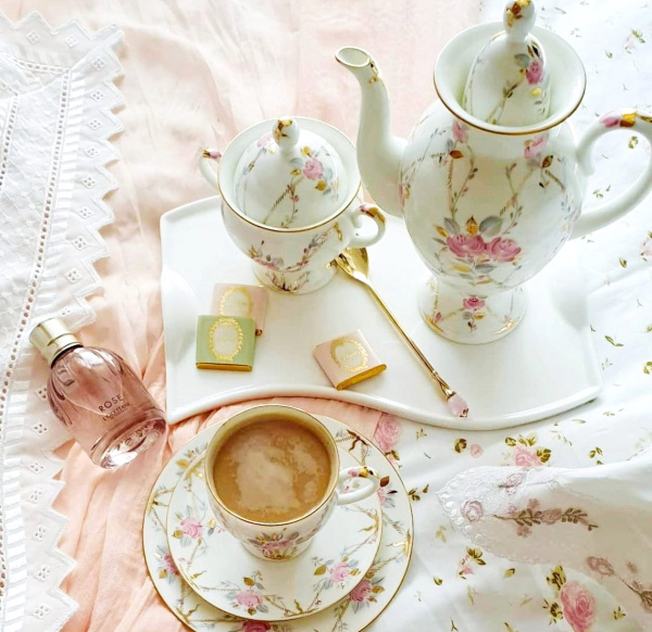 Сервиз кофейный Галантный (Классическая-2) 20 предметов, Императорский фарфоровый завод (ИФЗ) 81.13780.00.1