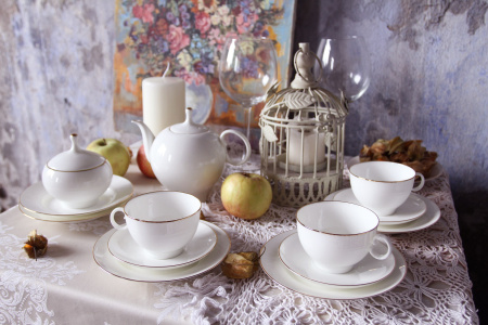 Сервиз чайный Золотой кант 20 предметов (Яблочко) Императорский фарфоровый завод (ЛФЗ) 81.21494.00.1