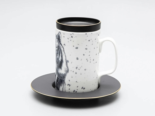 Подарочный набор бокал с блюдем и крышкой Тотем Тигр 390 мл, Императорский фарфоровый завод 81.30082.00.1