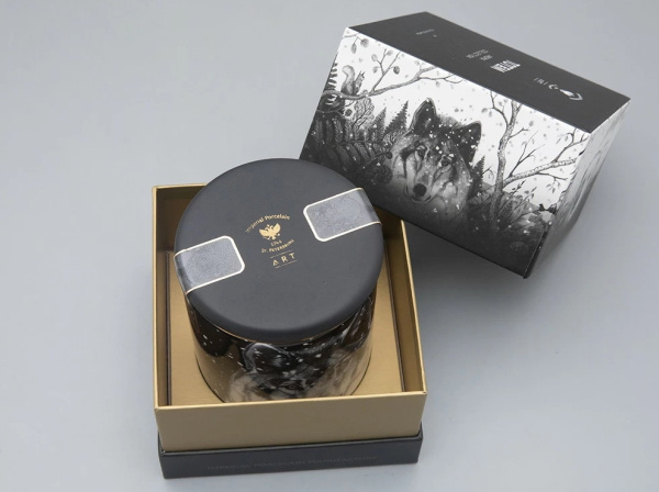 Подарочный набор Свеча ароматическая Тотем Волк, аромат Тиковое дерево, Императорский фарфоровый завод 81.31596.00.1