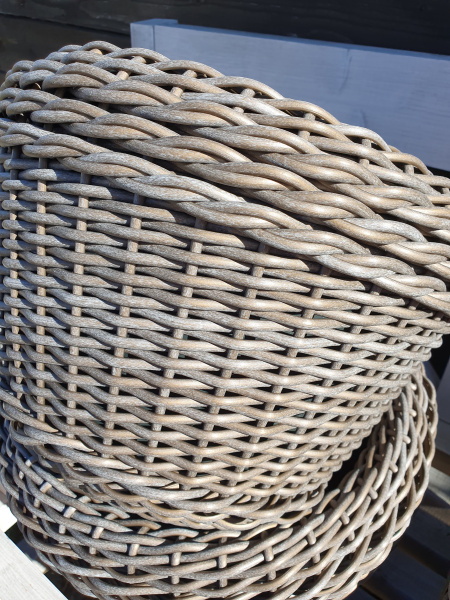 Кашпо для цветов из ротанга 12 л, форма Стаканчик с декором, цвет Венеция