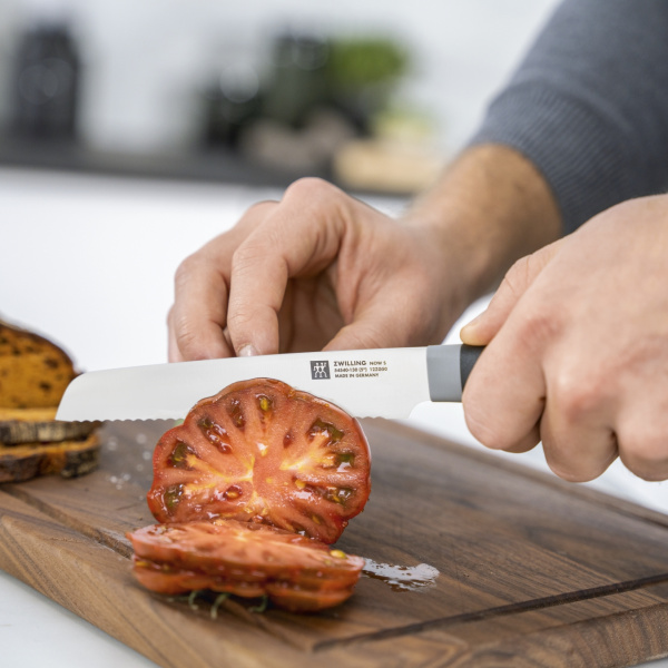 Нож универсальный 130 мм ZWILLING Now S, Zwilling J.A. Henckels (54540-131) Нож универсальный 130 мм ZWILLING Now S, Zwilling J.A. Henckels (54540-131)