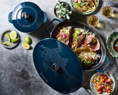 Сковорода овальная для рыбы, 32 см, с чугунной крышкой, морская Staub (11223337)