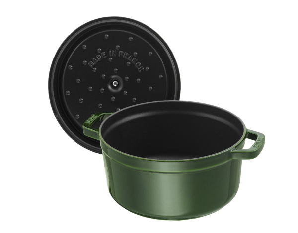 Кокот круглый 20 см 2,2 л, зеленый базилик, Staub La Cocotte (1102085) Кокот круглый 20 см 2,2 л, зеленый базилик, Staub La Cocotte (1102085)
